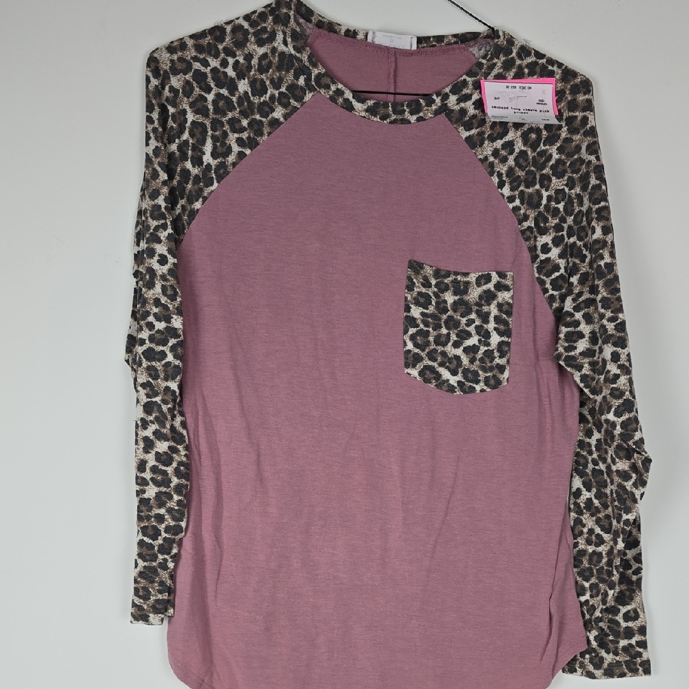 Zenana Outfitters Pink Top with Leopard Accents
